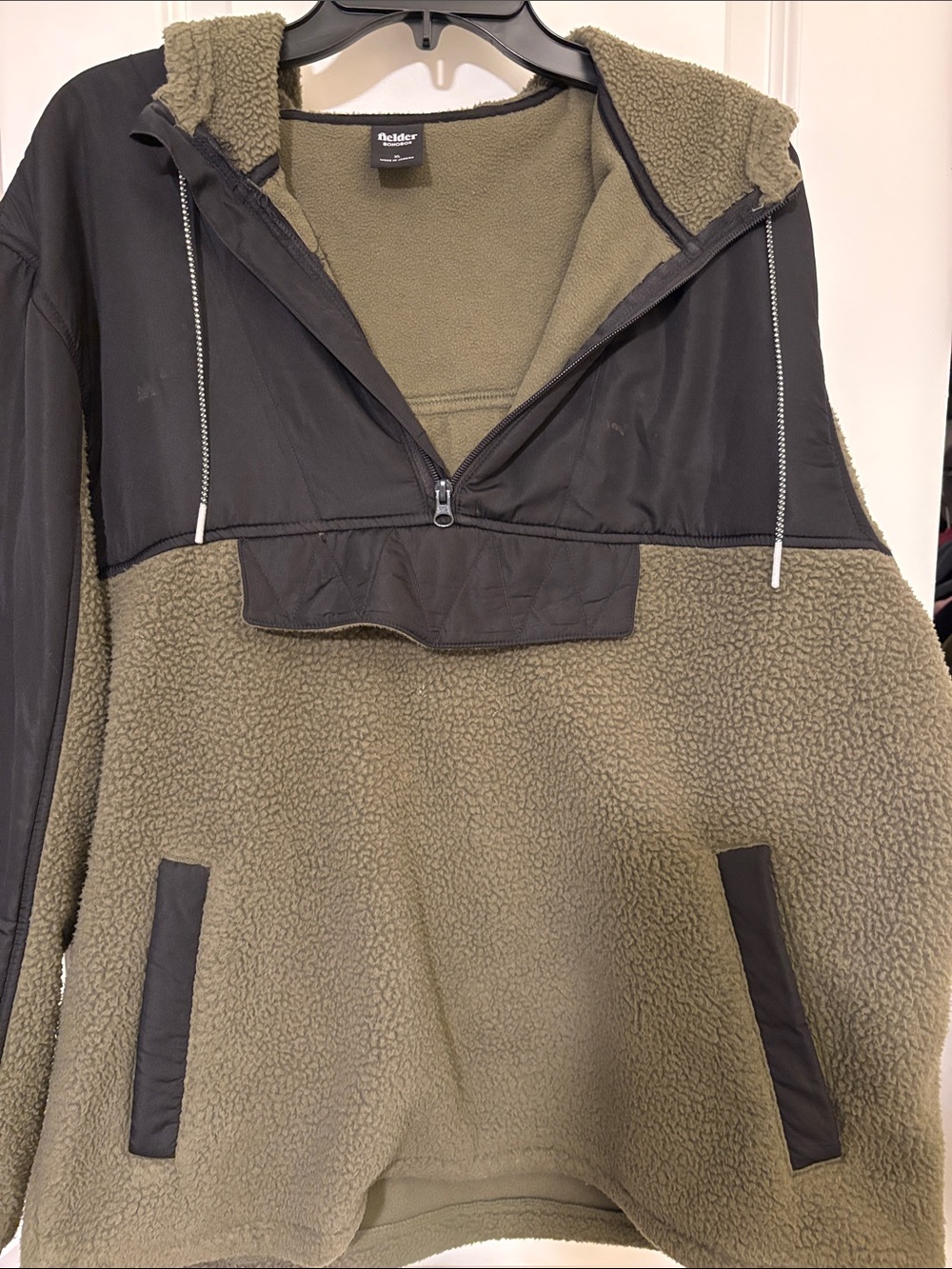 Hooded Sherpa Pullover Jacket - Olive/Black